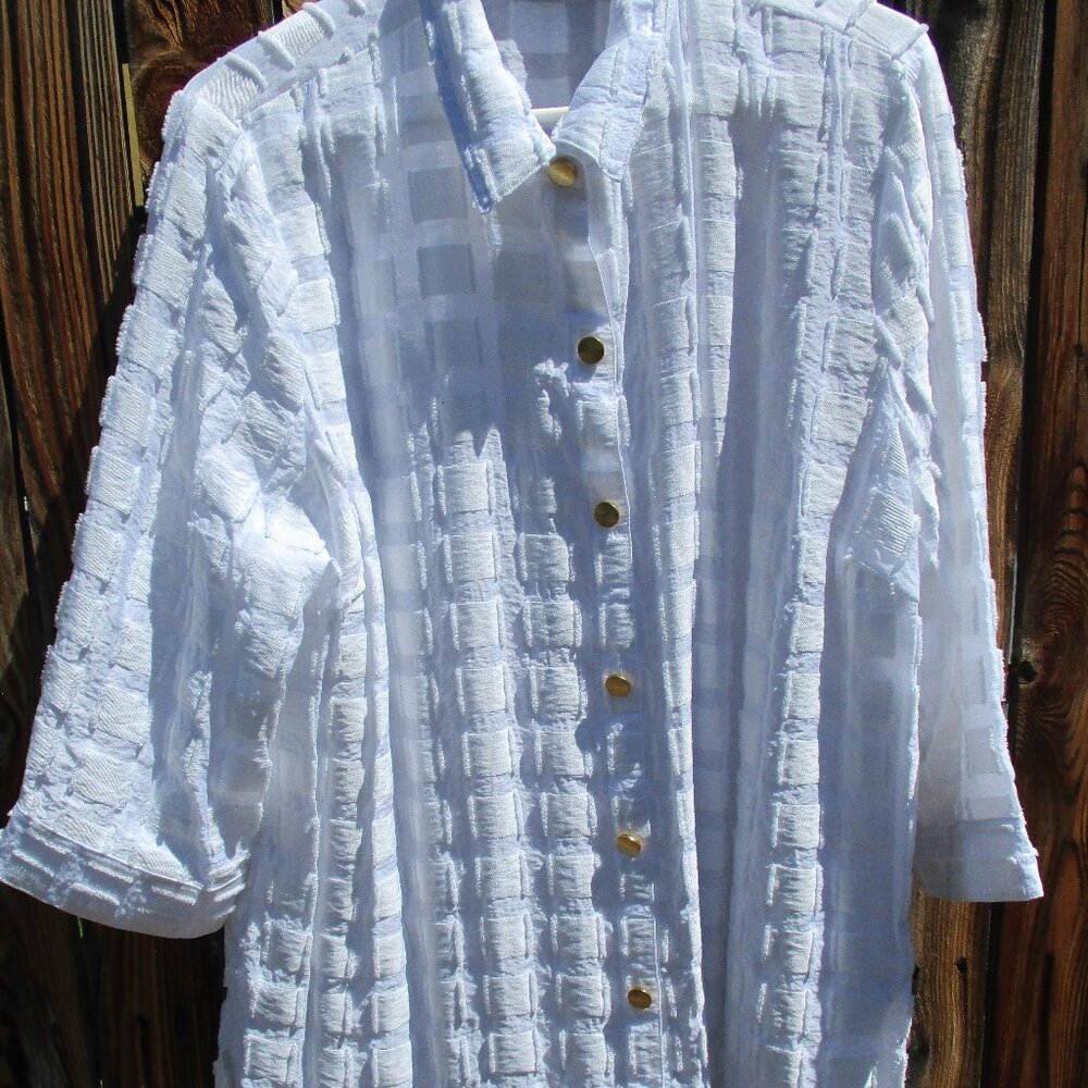 Chicos Travelers Textured Blouse Button Front 3/4 Sleeve Tunic Size 3 (16 -18)